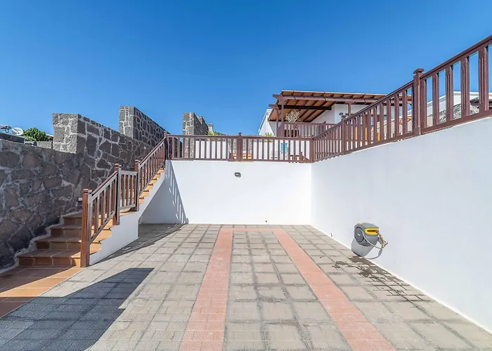 Lolita Villa